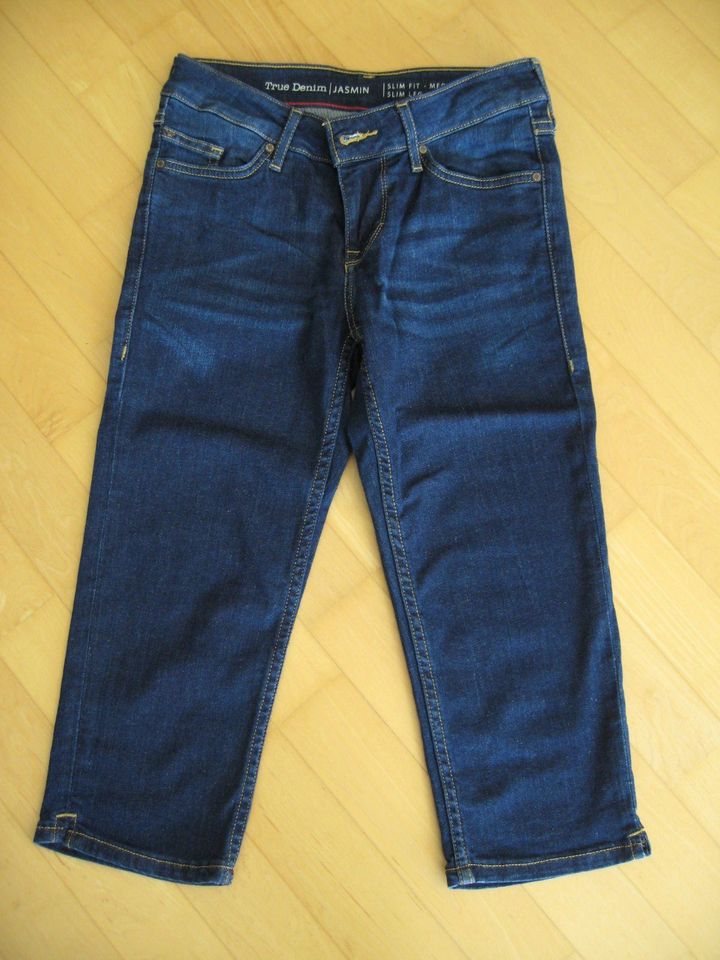 Mustang Capri Jeans slim fit, medium rise, slim leg, W 26, neu in Braunschweig