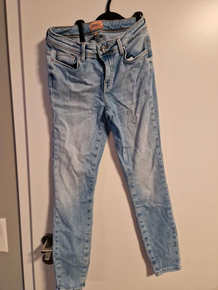 Only Jeans Hose Cargohose im Set Gr 36 Gr 28 in Meggerdorf