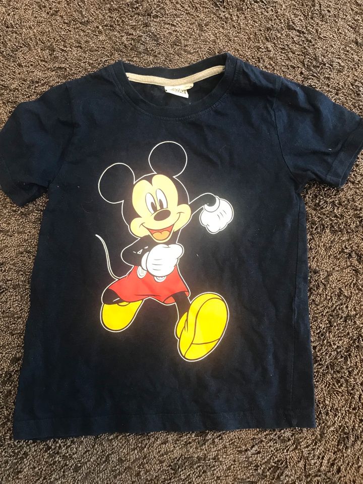 disney tshirt mickey mouse marine blau 110/116 in Chemnitz