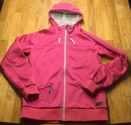 Jack Wolfskin Softchelljacke Gr.176 in Pink in Seggebruch