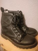 Stiefel Boots Schuhe  Kunstleder Hannover - Ricklingen Vorschau