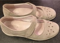 Semler Damen Schuhe Sandalen Gr.7 H 40,5 Leder sehr guter Zustand Hessen - Hochheim am Main Vorschau