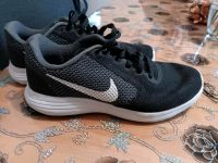 Nike Turnschuhe Niedersachsen - Papenburg Vorschau