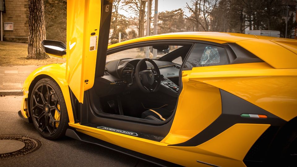 Lamborghini Aventador SVJ 1 di 900 Mieten Sportwagen Mieten Berlin in Berlin