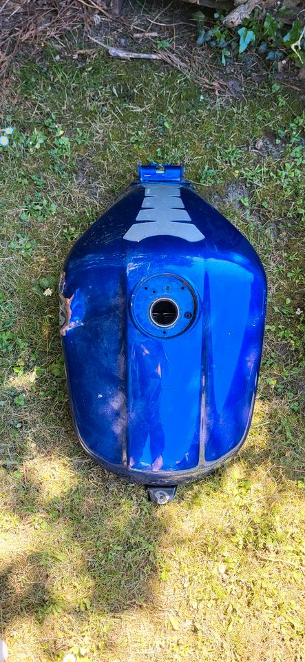 Tank für yamaha fazer 600 in Barleben