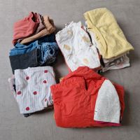 Kleiderpaket Mädchen Gr.80 Shirts,Kleider,Hosen Bekleidungspaket Thüringen - Kölleda Vorschau