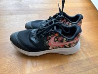 Nike Star Runner Sneaker Blumen 36 Hessen - Kassel Vorschau