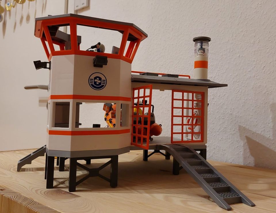 PLAYMOBIL - Küstenwachstation mit Leuchtturm Rettungsstation in Schwalmtal