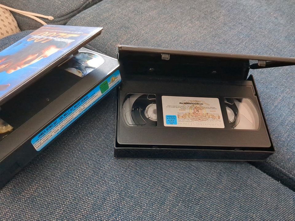 VHS Goldeneye Die Welt ist nicht Der Morgen stirbt James Bond 007 in Venusberg