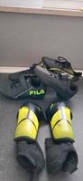 2paarFußball schuhe und Schienbeinschoner Nordrhein-Westfalen - Langenfeld Vorschau