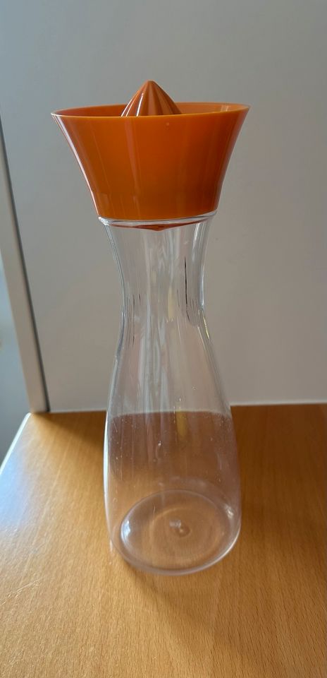 Karaffe mit integrierter Zitronenpresse orange Tchibo in München -  Maxvorstadt | eBay Kleinanzeigen ist jetzt Kleinanzeigen