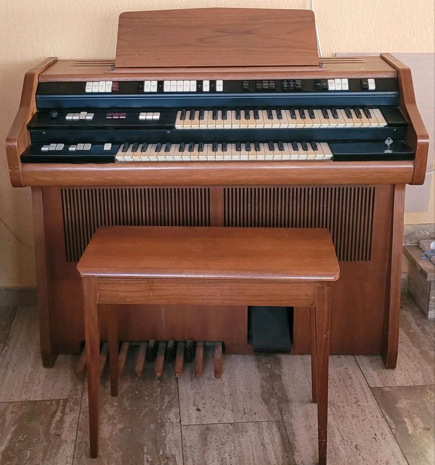 Elektronische Orgel,  Wurlitzer in Nidda