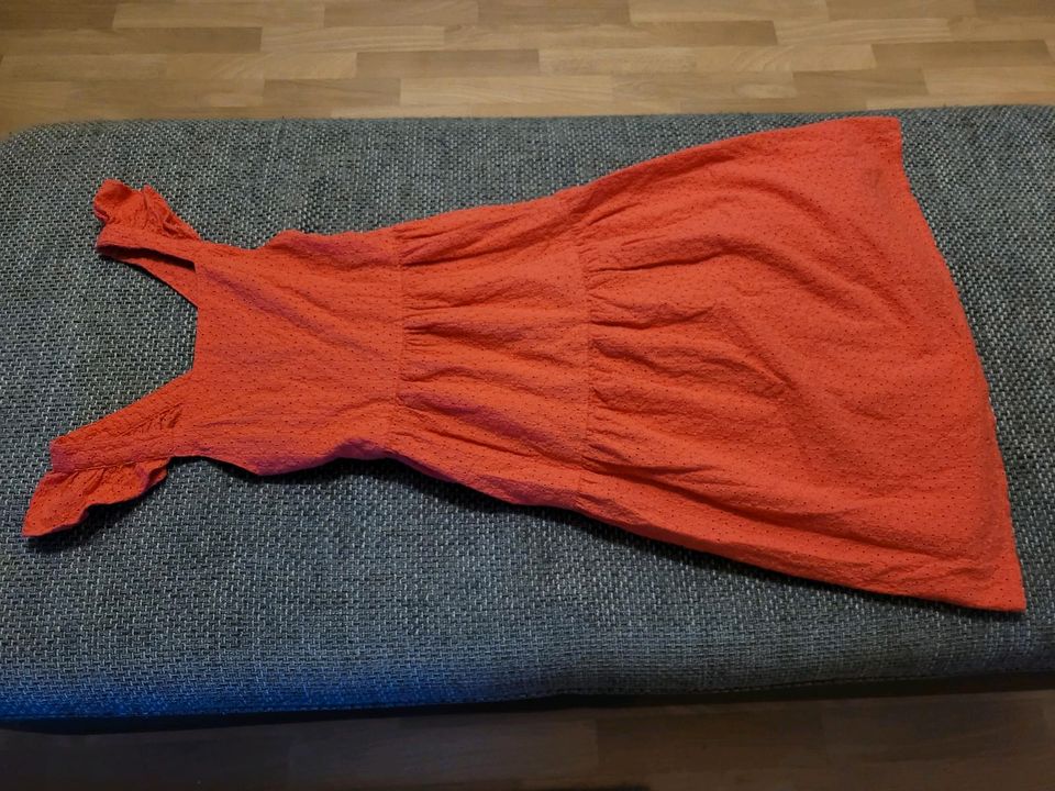 Kleid von Mini Boden neu Grösse 140 in Cham