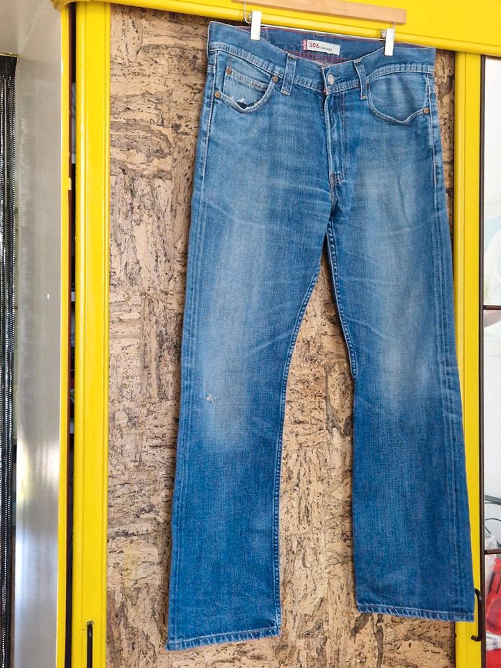 Levi's Herren Jeans Modell 506 W36 L32 in München