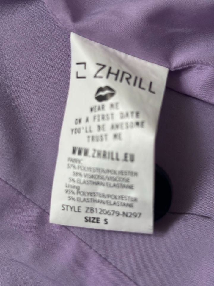 Zhrill Blazer in Herne