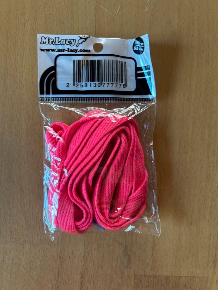 NEON Schnürsenkel, neonpink, original verpackt in Hamfelde, Kr Hzgt Lauenburg