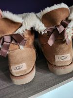 UGG boots Schleife chestnut 39 Frankfurt am Main - Nieder-Erlenbach Vorschau