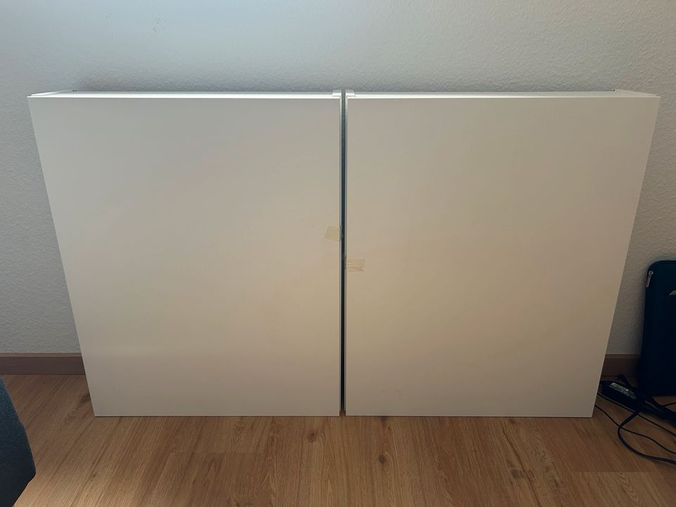 2 IKEA EHNET Wand-und Hängeschranke in Herbolzheim