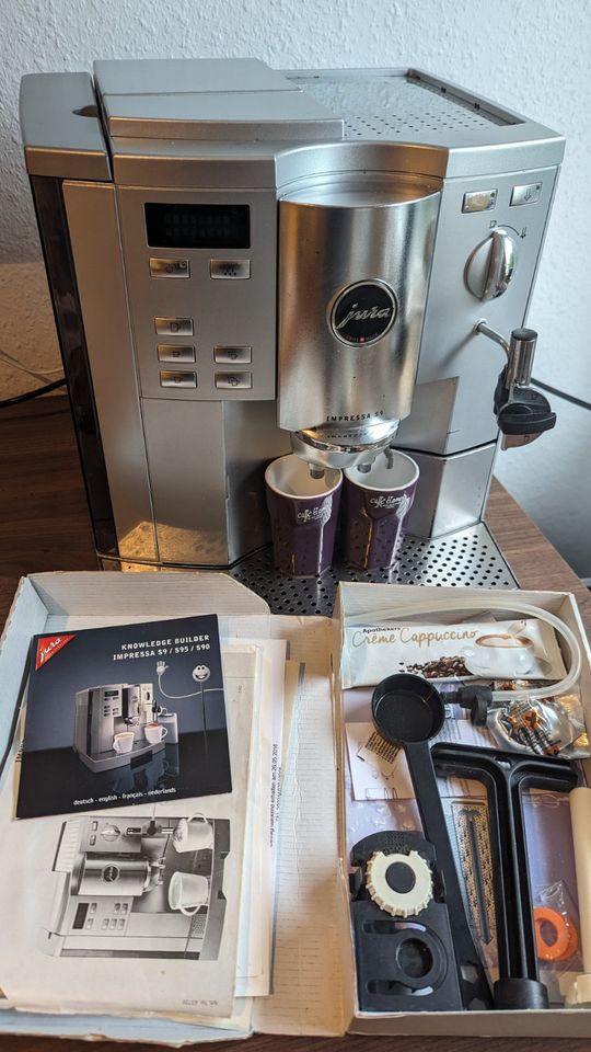Jura Impresa S9 Kaffeevollautomat *defekt* in Köln