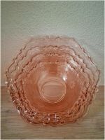 4 Glasschüsseln rund 6-eckig rosa Gravur Blumen 50er 60er 70er Baden-Württemberg - Veringenstadt Vorschau