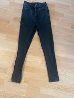 MANGUUN Jeans, 5-Pocket, Slim Fit in schwarz  29/32 Berlin - Lichterfelde Vorschau