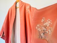 Echte japanische Kimono Authentic schöne Qualität Sakura Gold Berlin - Lichtenberg Vorschau