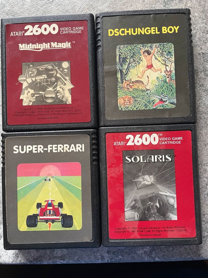 Atari 2600 inkl 17 Spielen Joystick u Netzteil Konsole Telespiel in Kasendorf