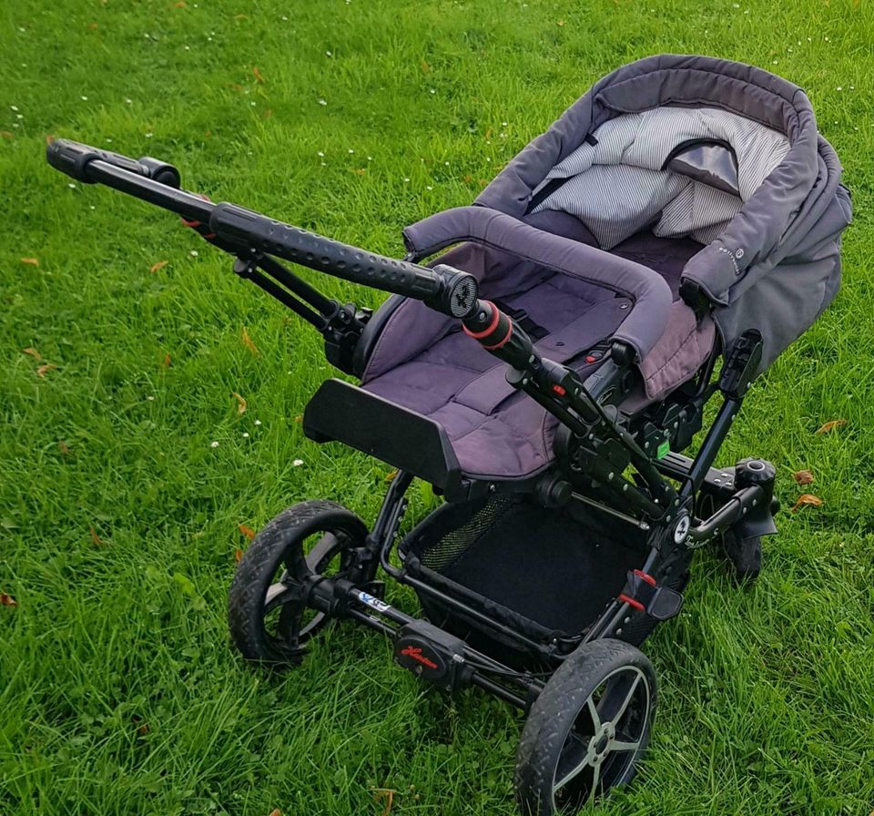 Hartan Kinderwagen und Buggy mit Zubehör in Ratzeburg