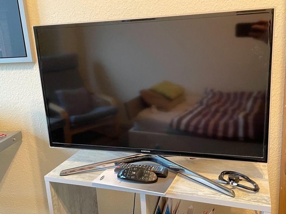 Samsung 32 Zoll Fernseher - UE32H6470SS in Bochum