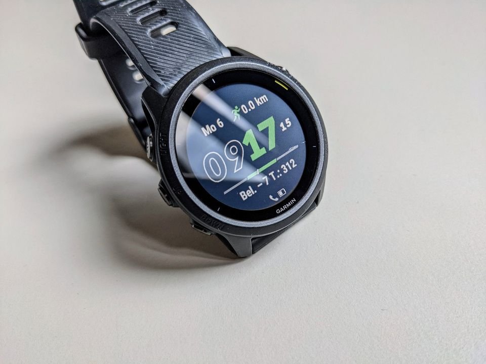 Garmin Forerunner 745 schwarz Lauf-Uhr GPS Triathlon in Karlsruhe