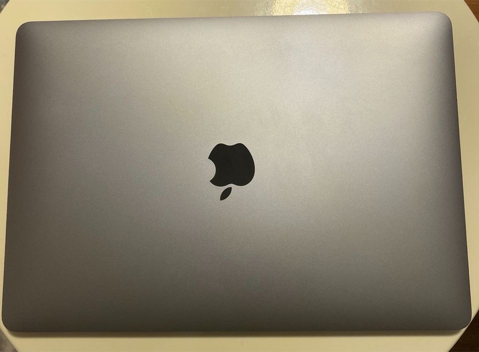 Apple Macbook Air 13“ (2020) i3 Core- Space Grau in Frankenthal (Pfalz)