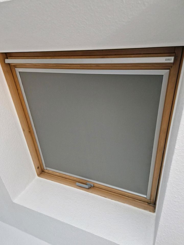 2x VELUX Verdunkelungsrollo grau S06 in Moers