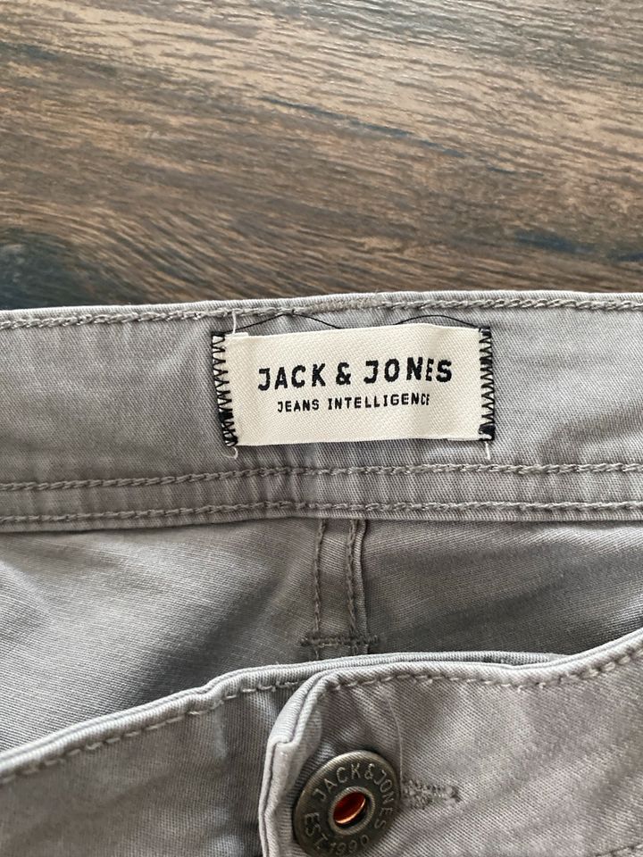 Shorts  von Jack & Jones Größe M! in Gelsenkirchen