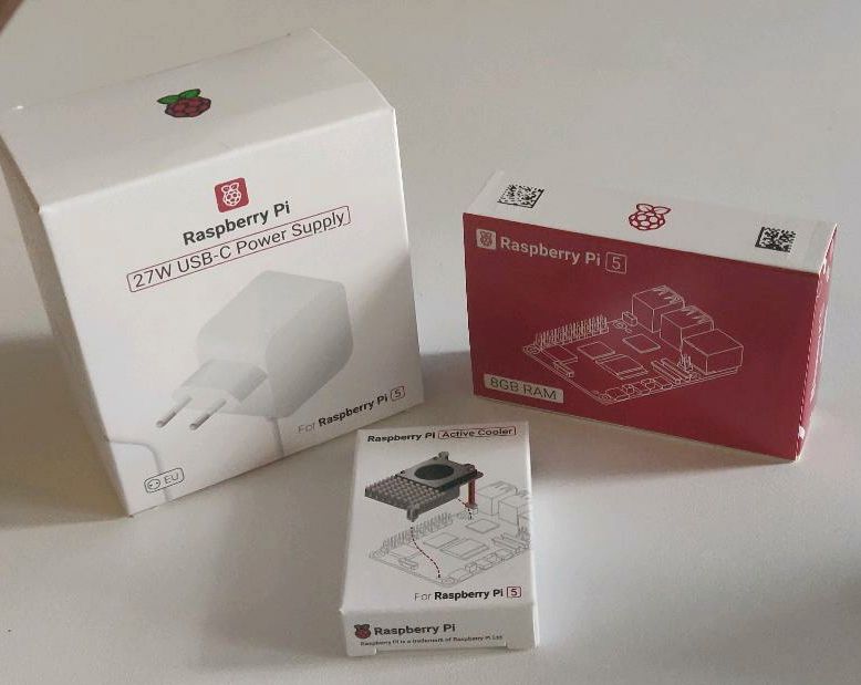 Raspberry Pi 5 8GB Set , inkl. Cooler und USB-C Power Supply in Bergholz Rehbrücke