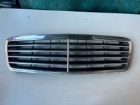 Mercedes W208 CLK Grill Kühlergrill Grillgitter 2088800085 Baden-Württemberg - Böblingen Vorschau