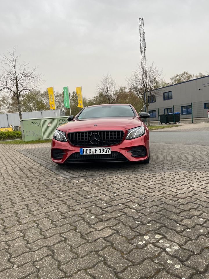 Mercedes E-Klasse 220D AMG in Herne