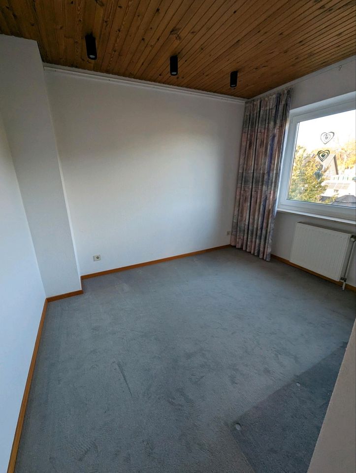 Preisreduktion: Reihenmittelhaus, 5 ZKB, 128 qm, Garage, Garten in Bremen