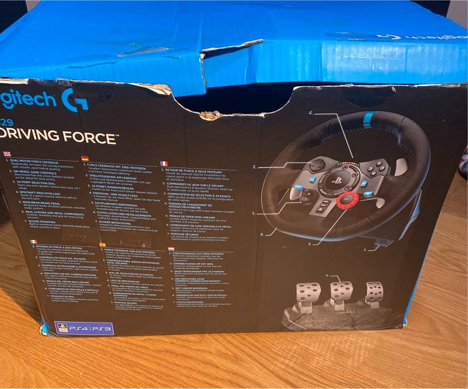 Logytech Driving force ps3/ps4 mit Lenkrad/Pedale und Shifter in Berlin