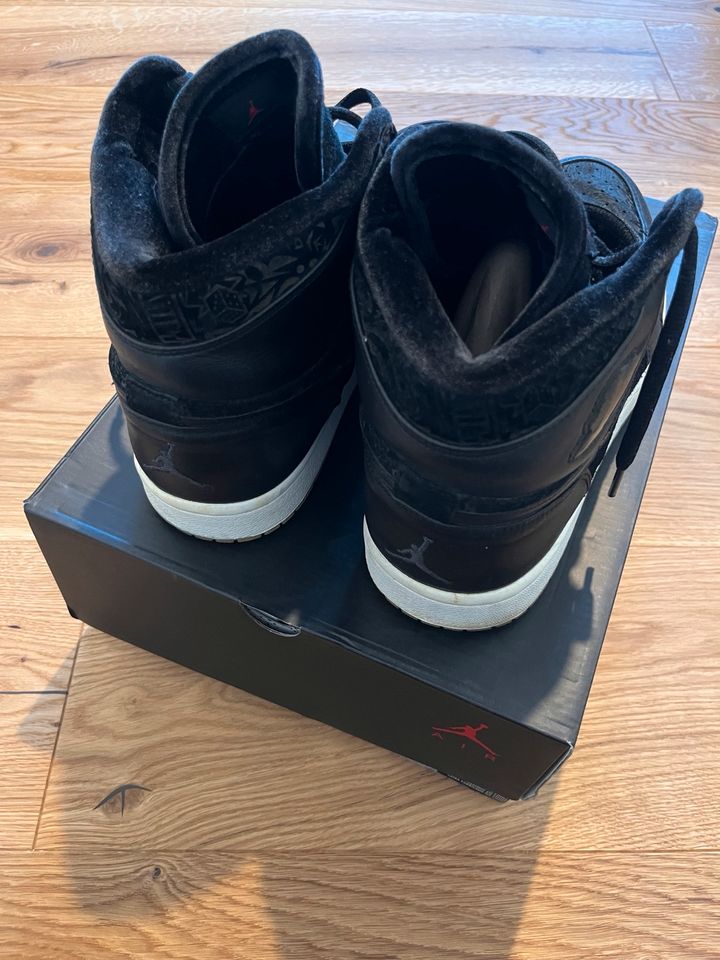 Air Jordan 1 Retro High ‚Black Premium Laser‘ US 11,5, EU 45 in Friedberg (Hessen)