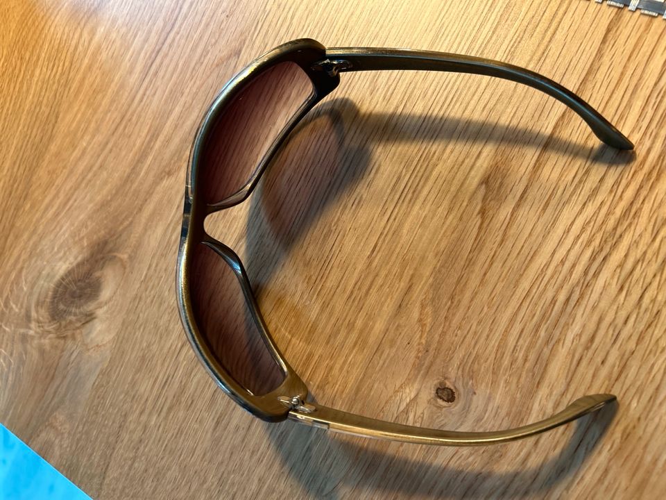 MNG Sonnenbrille Gold in Dassel
