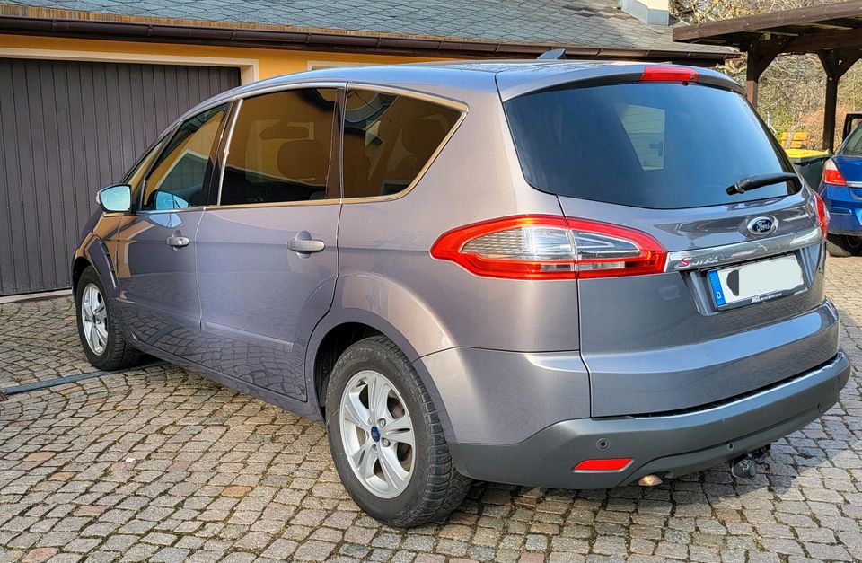 Ford S-Max in Chemnitz