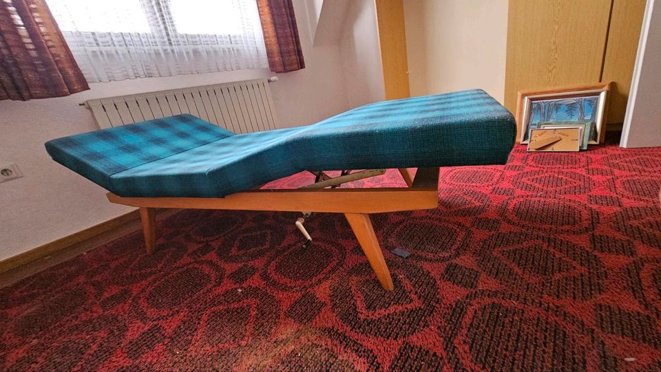 Daybed Chaiselonguesofa 50er 60er Jahre Liege mit Original Bezug in Herford