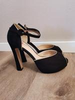 Only Pink Plateau Peeptoes Pumps schwarz gold Gr.37 Gr.4 Bayern - Ebermannstadt Vorschau