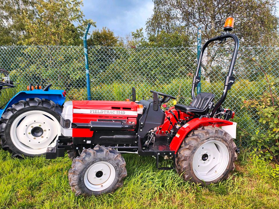 Kleintraktor 4X4, Trecker,Schlepper VST 224D Straßenzulassung in Marienheide