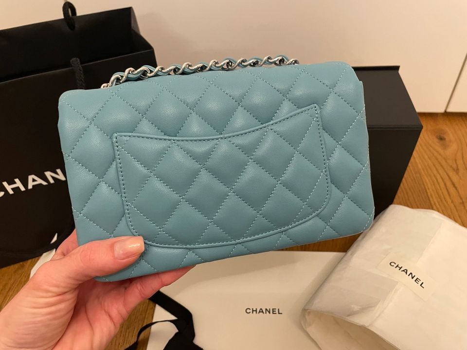 Chanel Timeless Mini Flap Bag Tiffany Fullset in München