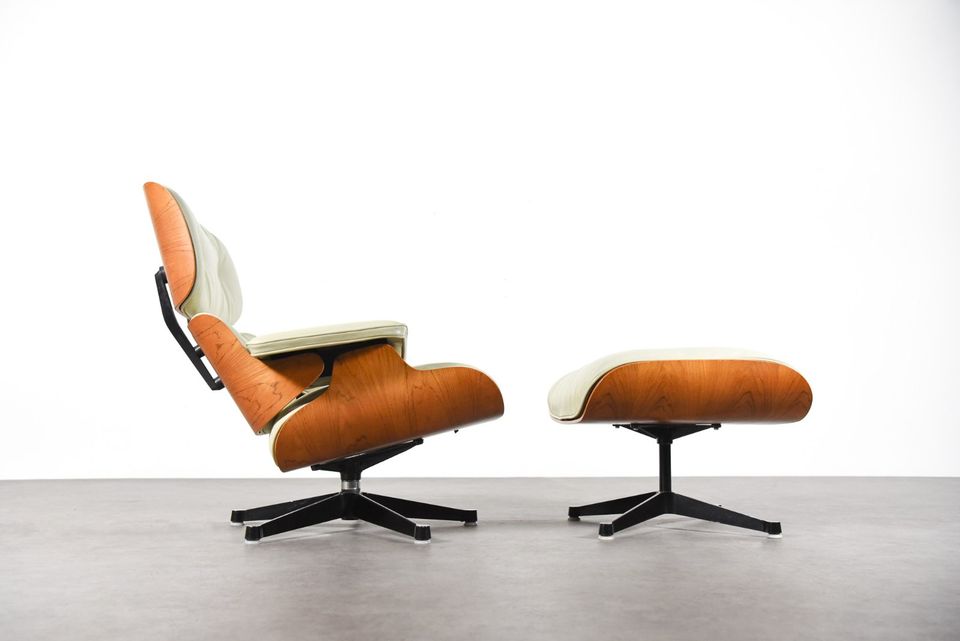 Original Charles Eames Lounge Chair von Herman Miller in Beige in Centrum