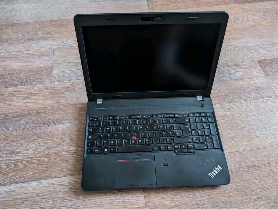 Lenovo ThinkPad e560, i5, 2,5tb ssd/hdd Radeon R7, 8gb, Laptop in Düsseldorf