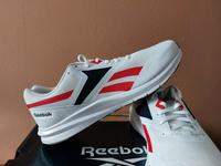 Trainingsschuhe Reebok Runner 4.0 in der Gr EU 48.5 Frankfurt am Main - Riederwald Vorschau