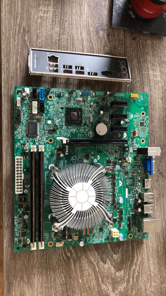 Dell board mit Intel core i3 und 8gb ram in Ahaus