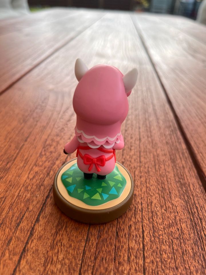 Amiibo Figur Nintendo Switch Animal Crossing Rosina in Oldenburg